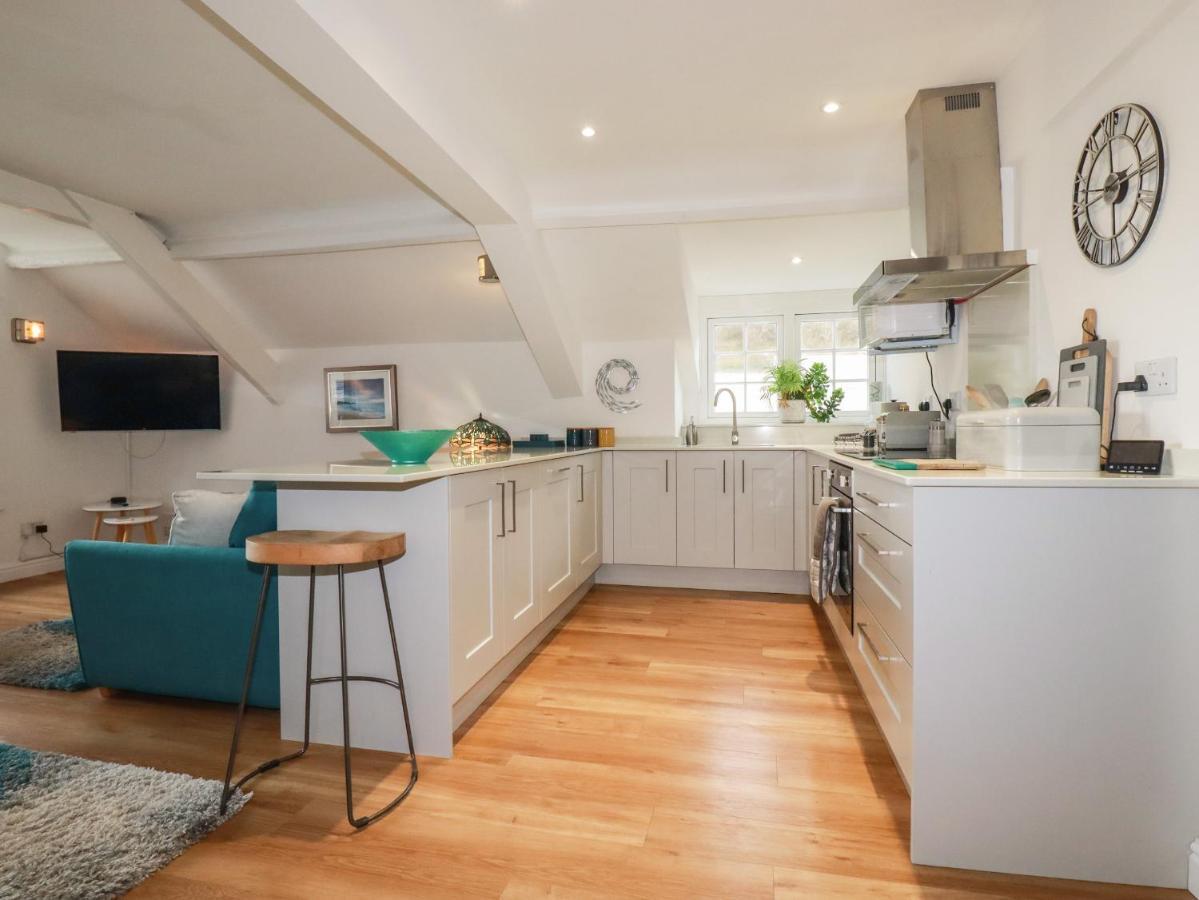 Harbour Light Apartment *
